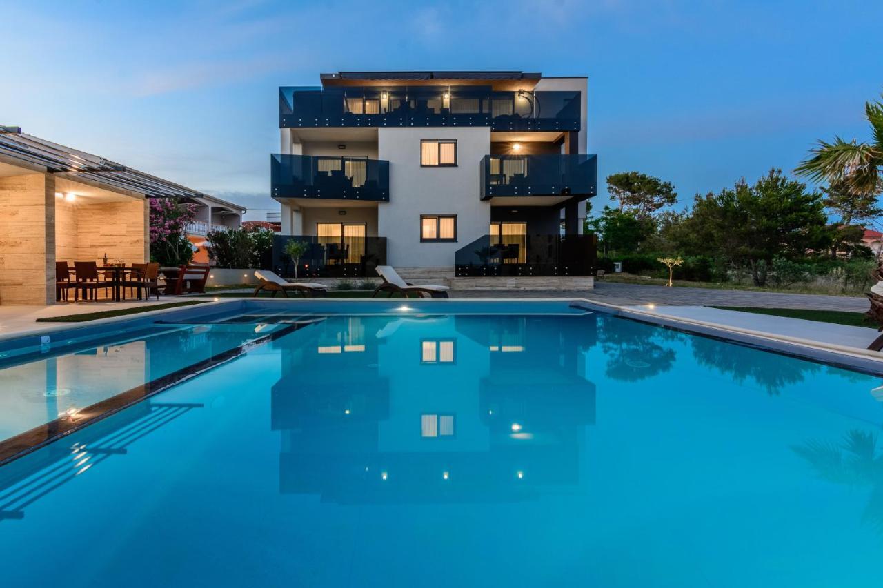 Resort Mirakul Vir Exterior photo