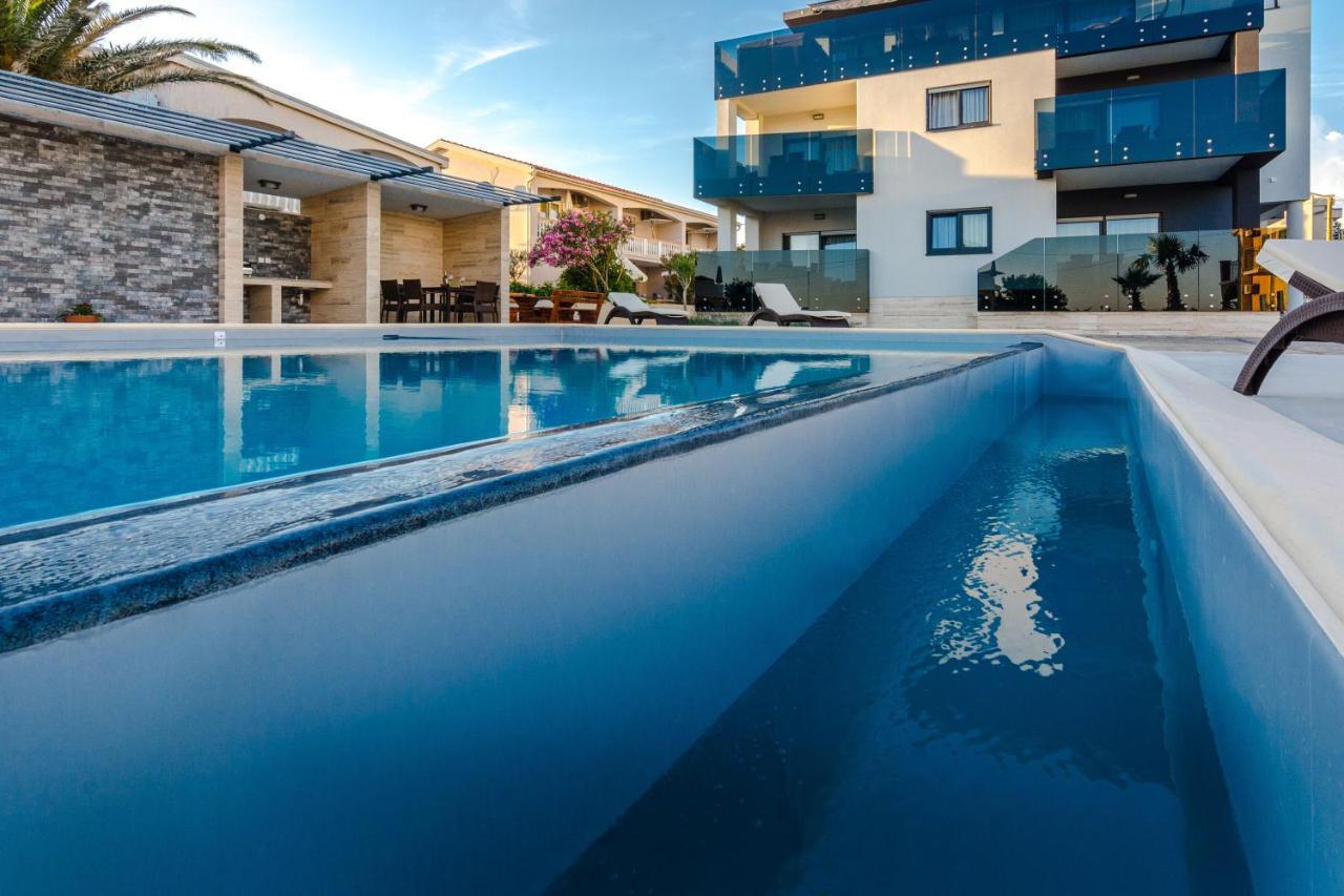 Resort Mirakul Vir Exterior photo